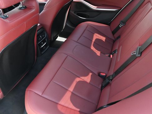 Certified 2025 BMW 330i Sedan w/ Convenience Package RWD image 13