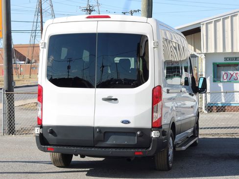 Used 2016 Ford Transit 350 XL image 8