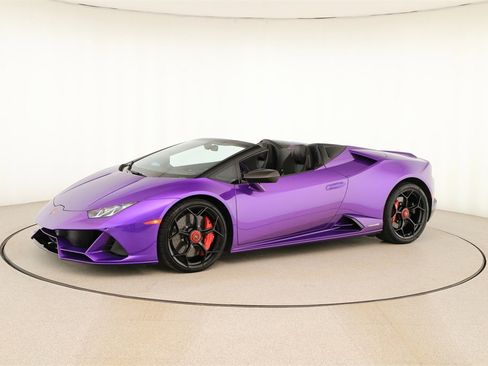 Used 2024 Lamborghini Huracan EVO image 13