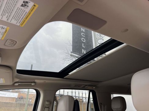 Used 2023 Lincoln Navigator L Reserve image 20