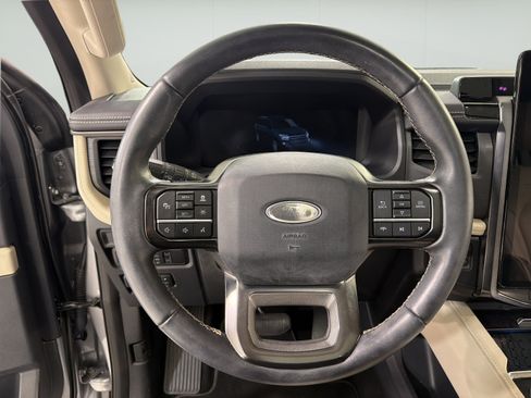 Used 2024 Ford Expedition Max Platinum AWD/4WD image 16