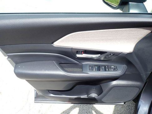 Certified 2025 Toyota Grand Highlander AWD Hybrid image 21