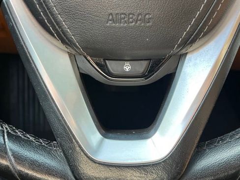 Used 2019 BMW 530i xDrive w/ Premium Package image 26