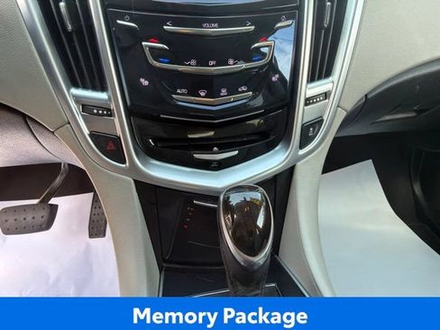 Used 2013 Cadillac SRX Luxury FWD image 19