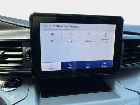 Used 2022 Ford Explorer XLT AWD/4WD image 30