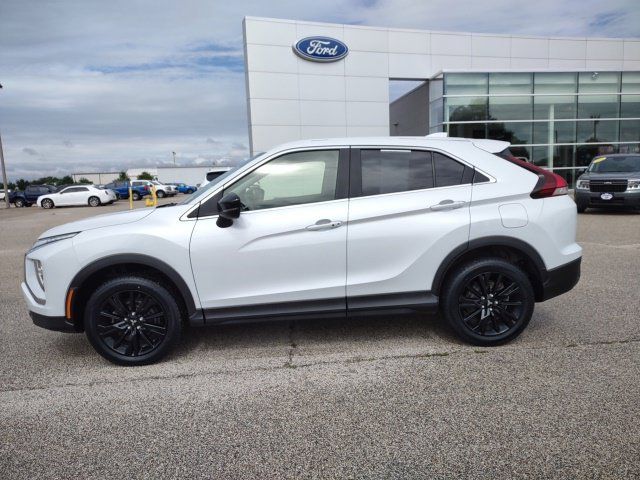 Used 2024 Mitsubishi Eclipse Cross AWD image 2