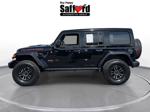 Used 2025 Jeep Wrangler Unlimited Rubicon image 4