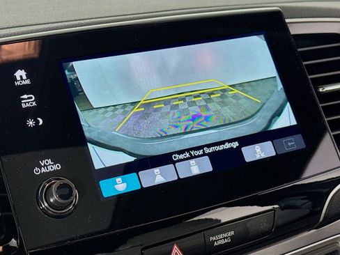 Certified 2023 Honda Passport EX-L image 17