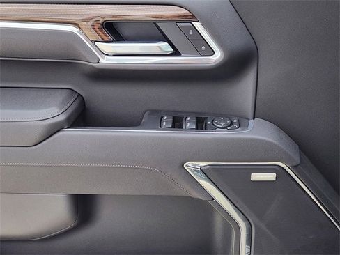 New 2025 Chevrolet Silverado 1500 RST w/ Z71 Off-Road Package image 18