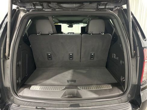 Certified 2024 Chevrolet Tahoe High Country w/ Advanced Technology Package image 11