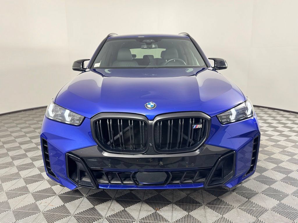Used 2024 BMW X5 M60i AWD/4WD image 2