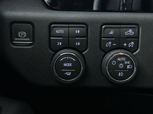 New 2026 Chevrolet Silverado 1500 LT Trail Boss w/ LT Trail Boss Premium Package image 18