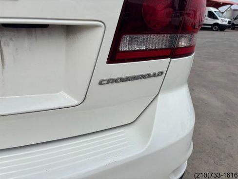 Used 2017 Dodge Journey Crossroad w/ Mopar Chrome Accent Package FWD image 13