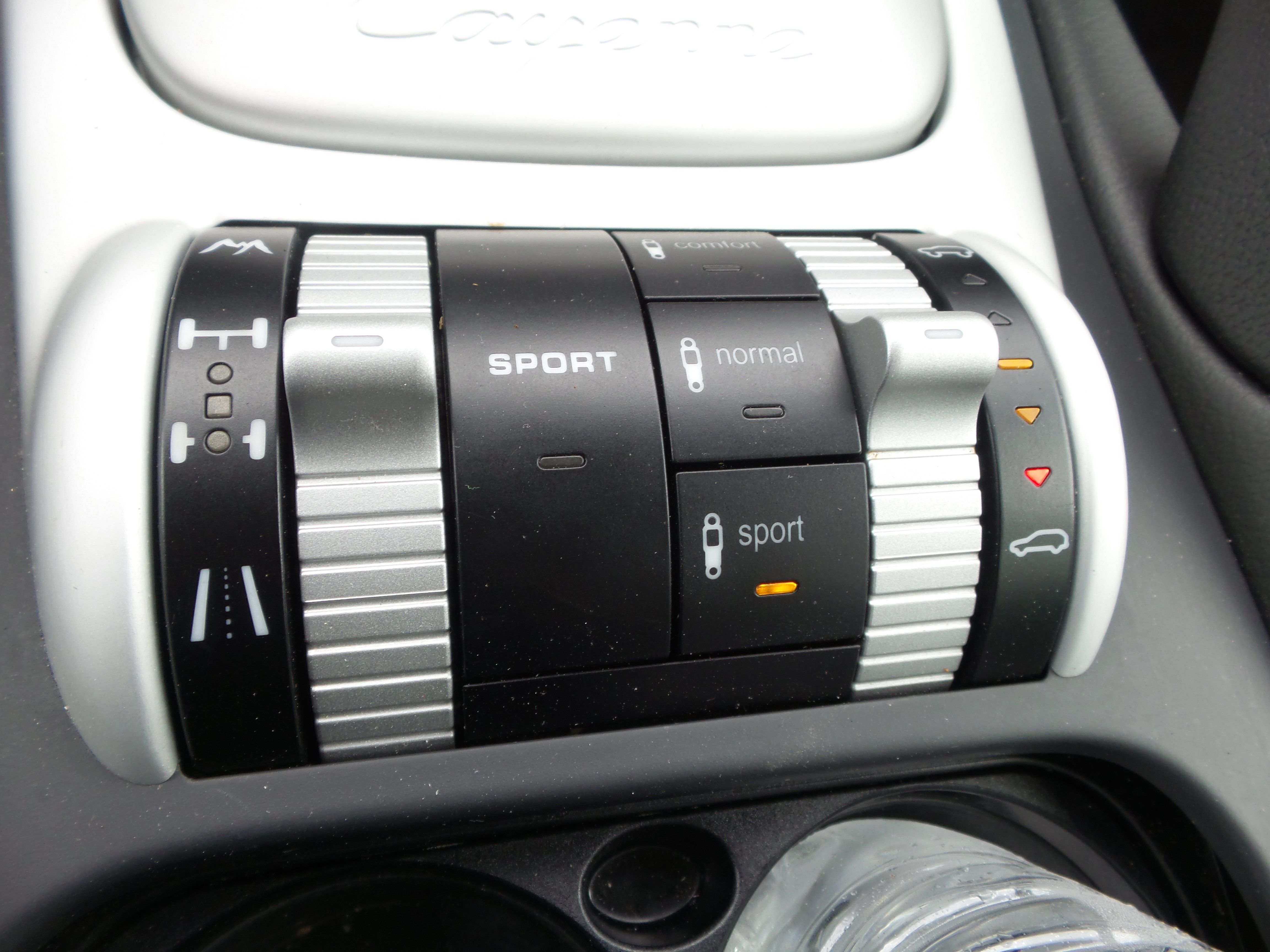 Used 2009 Porsche Cayenne GTS AWD/4WD image 93