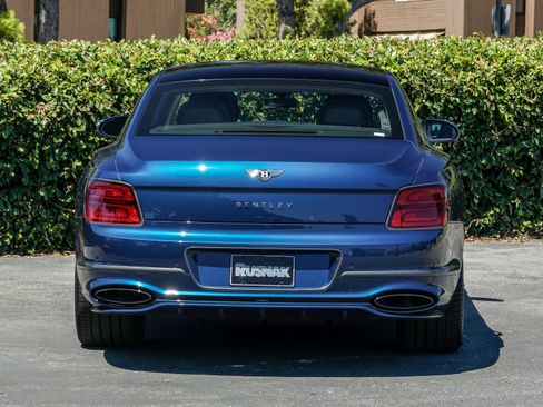 New 2025 Bentley Flying Spur Plug-In Hybrid AWD/4WD image 6