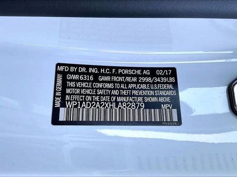 Used 2017 Porsche Cayenne GTS AWD/4WD image 3