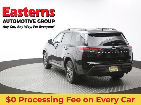 Used 2025 Nissan Pathfinder SV FWD image 67