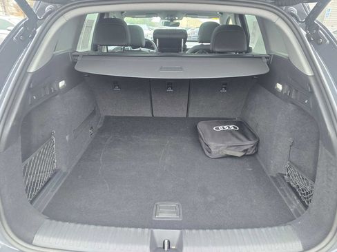 Used 2025 Audi Q6 e-tron Premium w/ Convenience Package image 18