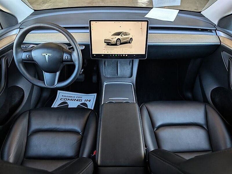 Used 2023 Tesla Model Y Long Range AWD/4WD image 3