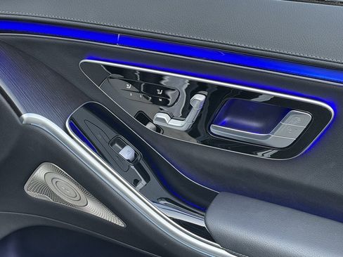 Used 2023 Mercedes-Benz S 500 S 500 w/ AMG Line image 35