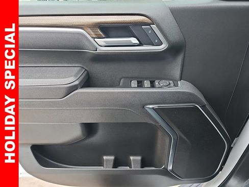 Used 2025 Chevrolet Silverado 1500 LT w/ Safety Package image 27