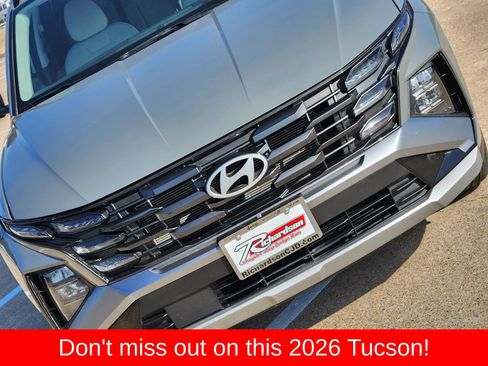 Used 2026 Hyundai Tucson SEL FWD image 14