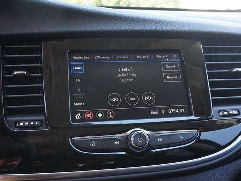 Used 2022 Buick Encore Preferred w/ Safety Package AWD/4WD image 43