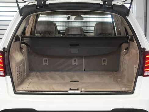 Used 2015 Mercedes-Benz E 350 4MATIC Wagon image 35