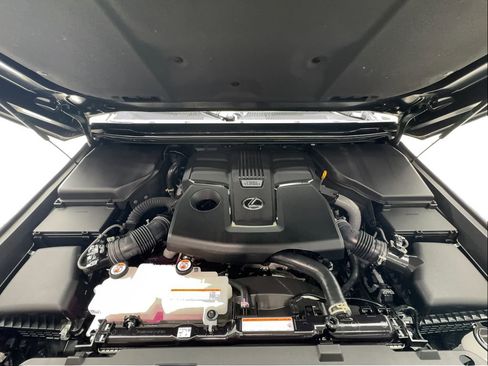 Used 2025 Lexus GX 550 image 18
