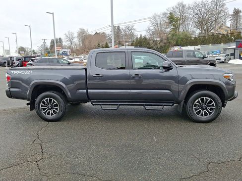 Used 2022 Toyota Tacoma TRD Sport image 26