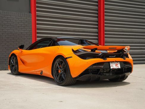 Used 2022 McLaren 720S Performance RWD image 13