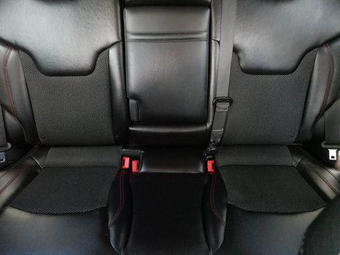 Used 2018 Jeep Compass Trailhawk AWD/4WD image 13