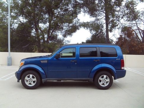 Used 2009 Dodge Nitro SE image 7