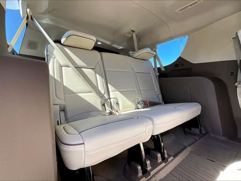 Used 2021 GMC Yukon XL Denali image 27