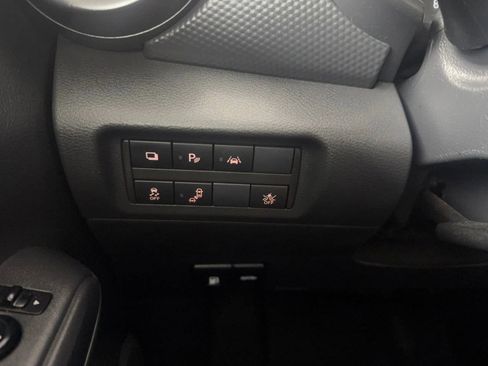 Used 2024 Nissan Kicks S image 31