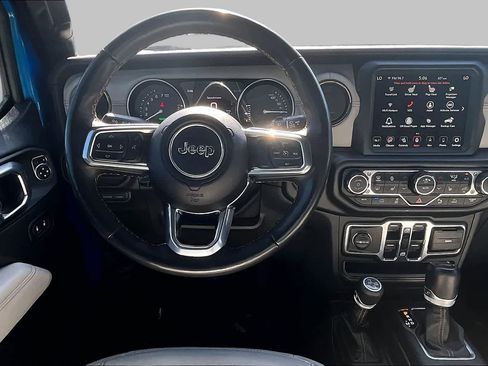 Used 2023 Jeep Wrangler Unlimited Sahara AWD/4WD image 6