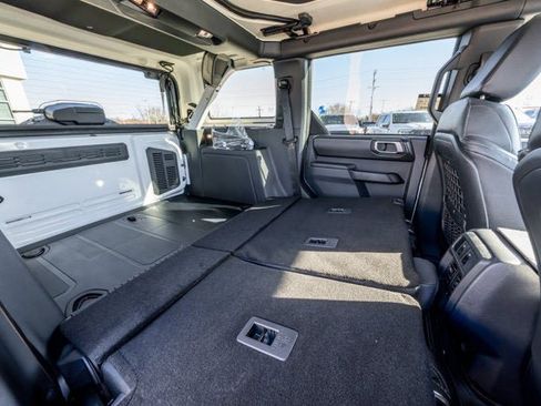 New 2025 Ford Bronco Badlands image 13