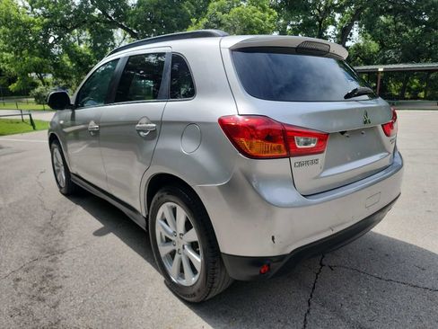 Used 2013 Mitsubishi Outlander Sport SE FWD image 4