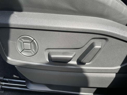 New 2025 Audi Q5 Prestige image 19