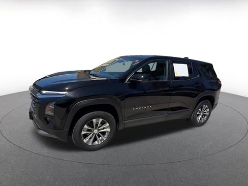 Used 2025 Chevrolet Equinox LT image 8