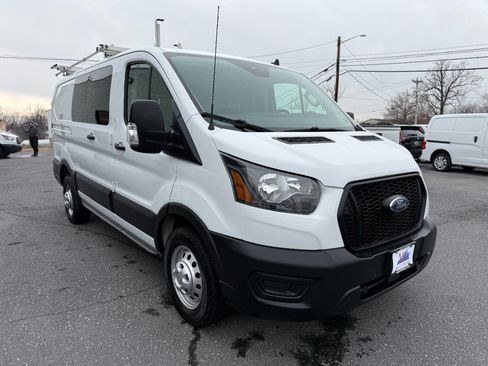 Used 2021 Ford Transit 250 Low Roof AWD image 4