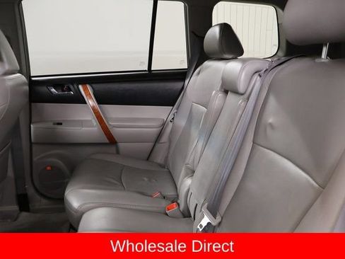 Used 2010 Toyota Highlander Limited AWD/4WD image 32