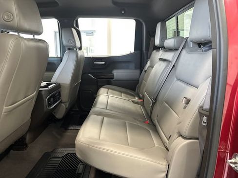 Used 2019 GMC Sierra 1500 SLT w/ SLT Premium Plus Package AWD/4WD image 30