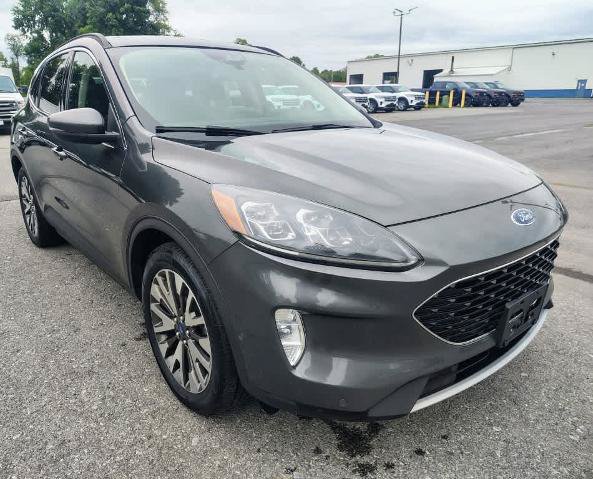 Certified 2020 Ford Escape Titanium AWD/4WD image 1