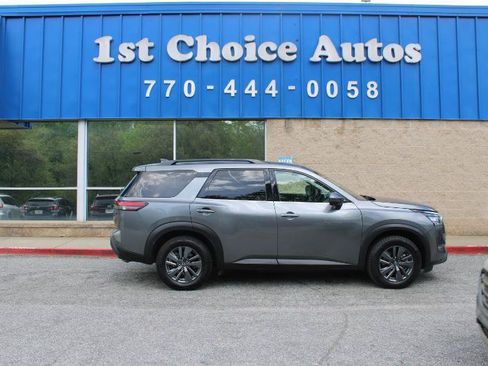 Used 2023 Nissan Pathfinder SV FWD image 24