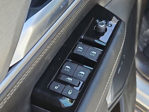 New 2026 Jeep Grand Wagoneer 4WD image 13