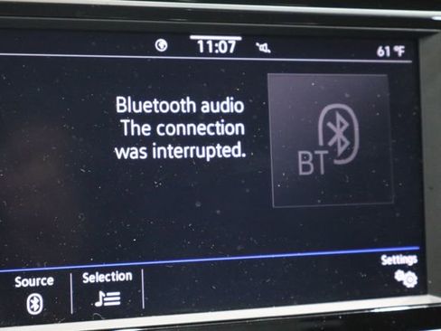 Used 2024 Volkswagen Jetta SE image 36