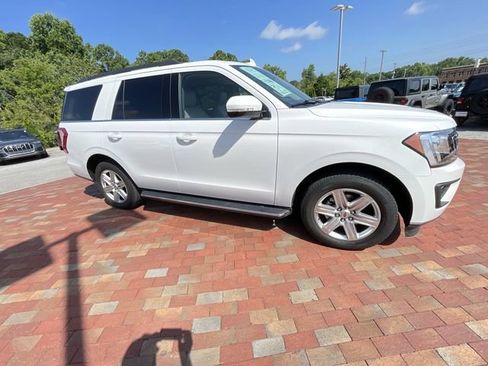 Used 2020 Ford Expedition XLT w/ Equipment Group 202A RWD image 37