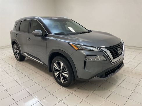 Used 2023 Nissan Rogue SL w/ SL Premium Package image 28