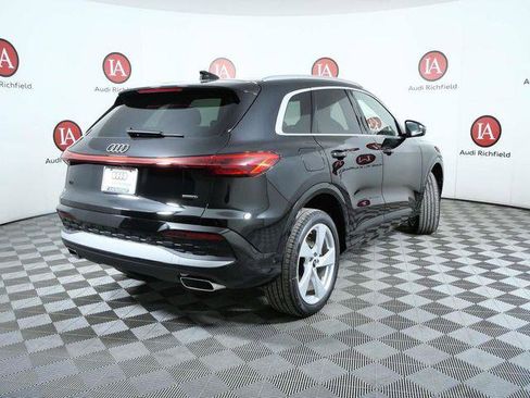 New 2025 Audi Q5 Premium Plus image 8